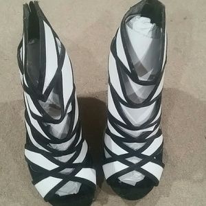 Ashley Stewart open toe shoes size 12W